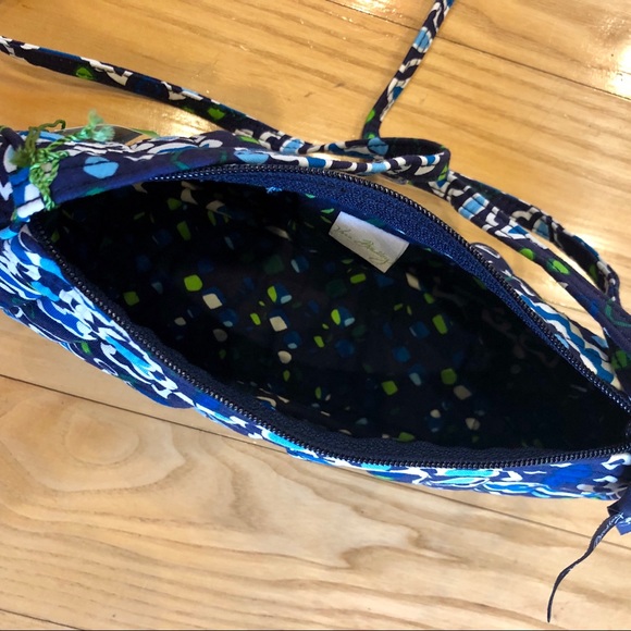 NWT Vera Bradley Navy Crossbody Bag - Picture 5 of 6